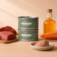 Boîtes de mousse pour chat au bœuf Chat Vie et Santé, avec morceaux de bœuf frais, carottes, carafe d'huile et coupelle de mousse.